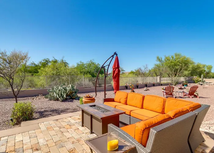 Catalina Mtn Views! Tucson Townhome W/ Large Patio Dom wakacyjny