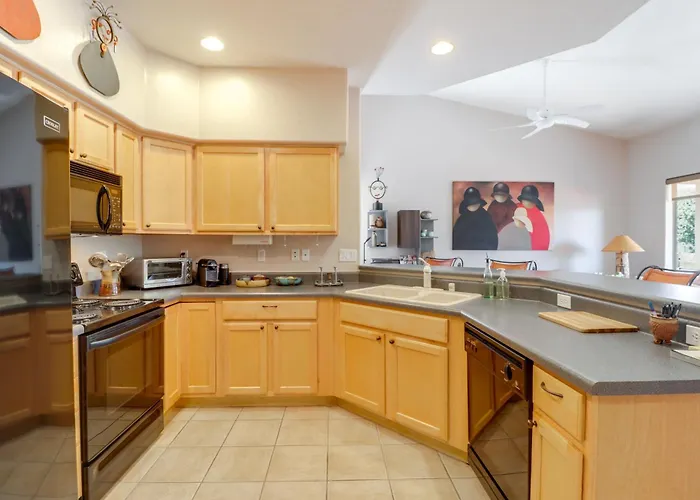 Catalina Mtn Views! Tucson Townhome W/ Large Patio Dom wakacyjny Oro Valley